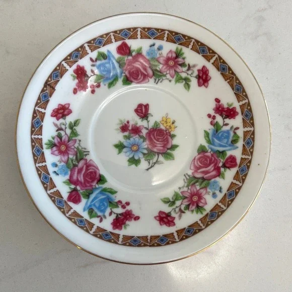 Vintage Demitasse Espresso Tea Cup Saucer Floral Rose Gold Trim Cottagecore - Picture 2 of 12